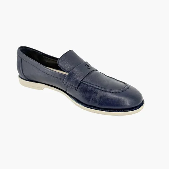 Chanel Navy Blue Leather Loafers Size 38.5 US 7.5-8 Women's CC Logo Flats - Picture 11 of 16